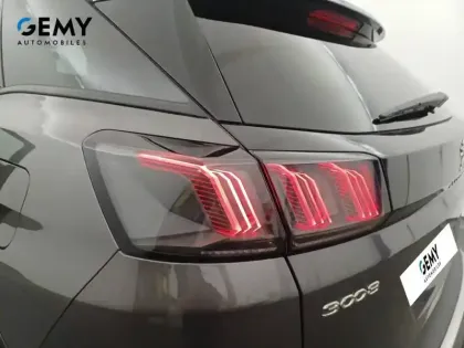 Photo 16 Peugeot 3008  Hybrid 225 e-EAT8