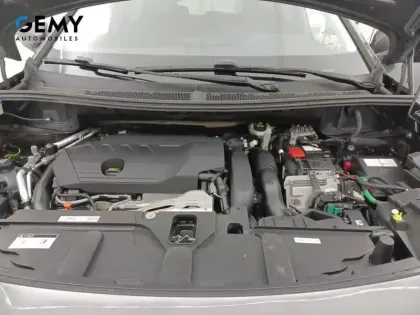 Photo 14 Peugeot 3008  Hybrid 225 e-EAT8