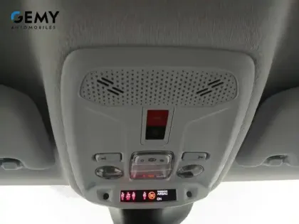 Photo 16 Peugeot 208  PureTech 100 S&S BVM6