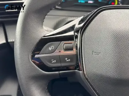 Photo 16 Peugeot 208  Electrique 50 kWh 136ch