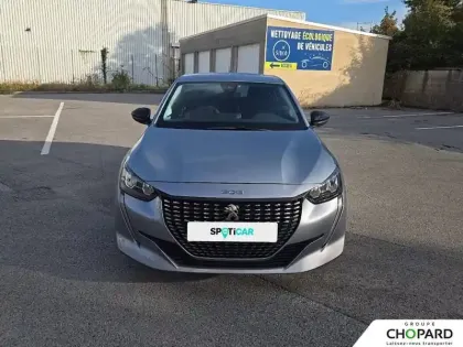 Photo 31 Peugeot 208  PureTech 75 S&S BVM5