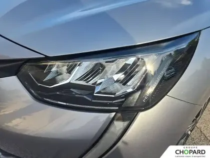 Photo 26 Peugeot 208  PureTech 75 S&S BVM5