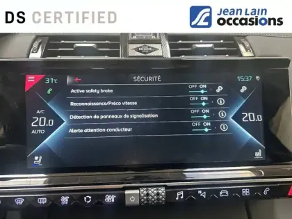 Photo 26 DS DS 7 DS7 Crossback Hybride E-Tense 300 EAT8 4x4
