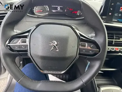 Photo 12 Peugeot 208  PureTech 100 S&S BVM6