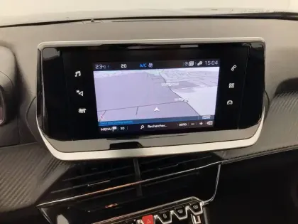 Photo 17 Peugeot 2008  BlueHDi 110 S&S BVM6
