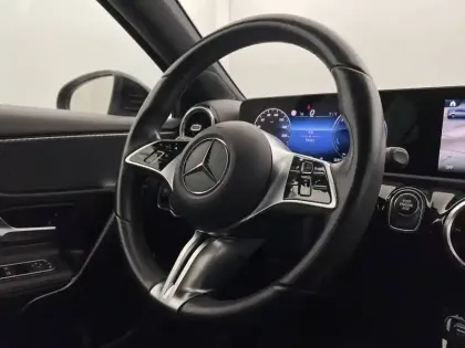 Photo 23 Mercedes Classe A  250 e 8G-DCT