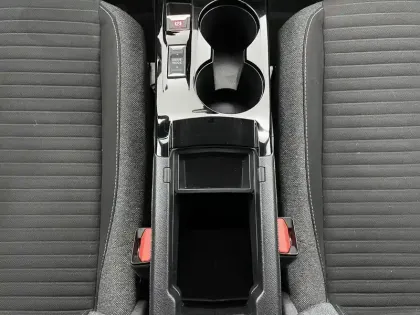 Photo 30 Peugeot 208  Electrique 50 kWh 136ch