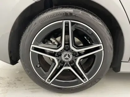 Photo 18 Mercedes Classe A  180 7G-DCT