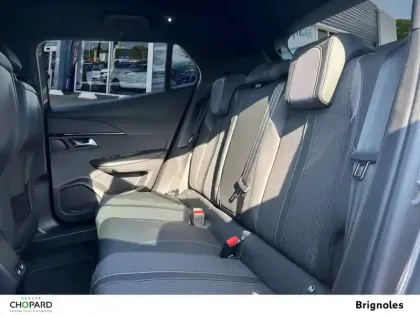 Photo 14 Peugeot 2008  PureTech 130 S&S BVM6