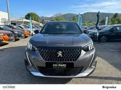Photo 32 Peugeot 2008  PureTech 130 S&S BVM6
