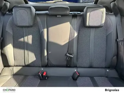 Photo 25 Peugeot 2008  PureTech 130 S&S BVM6