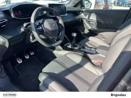 Photo 19 Peugeot 2008  PureTech 130 S&S BVM6