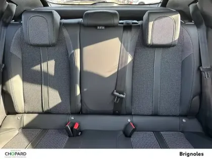 Photo 8 Peugeot 2008  PureTech 130 S&S BVM6
