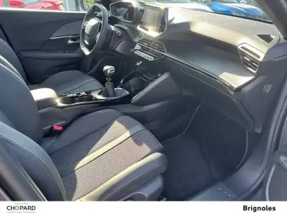 Photo 6 Peugeot 2008  PureTech 130 S&S BVM6