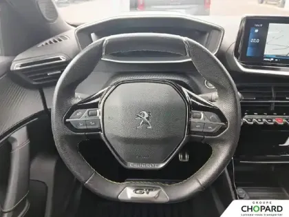 Photo 15 Peugeot 2008  PureTech 130 S&S BVM6