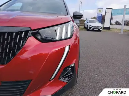 Photo 21 Peugeot 2008  PureTech 130 S&S BVM6