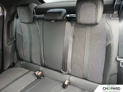 Photo 18 Peugeot 2008  PureTech 130 S&S BVM6