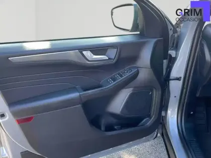 Photo 21 Ford Kuga  2.5 Duratec 180 ch FlexiFuel FHEV E85 Powershift