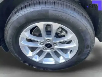 Photo 14 Ford Kuga  2.5 Duratec 180 ch FlexiFuel FHEV E85 Powershift