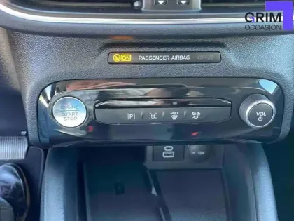 Photo 8 Ford Kuga  2.5 Duratec 180 ch FlexiFuel FHEV E85 Powershift