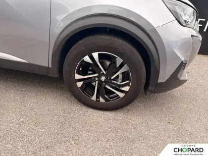 Photo 11 Peugeot 2008  PureTech 130 S&S EAT8