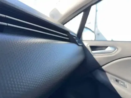 Photo 16 Renault Clio  Blue dCi 85