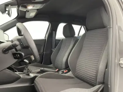 Photo 13 Peugeot 2008  PureTech 100 S&S BVM6