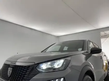 Photo 29 Peugeot 2008  PureTech 100 S&S BVM6