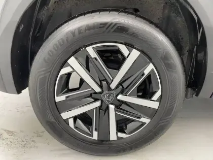 Photo 18 Peugeot 2008  PureTech 100 S&S BVM6