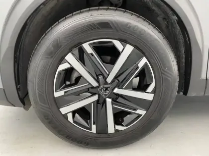 Photo 16 Peugeot 2008  PureTech 100 S&S BVM6