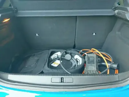 Photo 5 Peugeot 208  Electrique 50 kWh 136ch