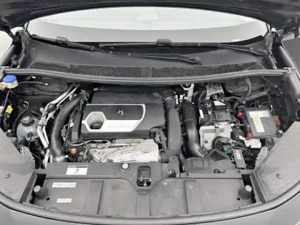 Photo 30 DS DS 7 DS7 Crossback Hybride E-Tense 300 EAT8 4x4