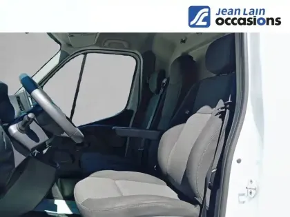 Photo 17 Renault Master  FGN TRAC F3500 L2H2 ENERGY DCI 180