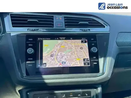Photo 15 Volkswagen Tiguan  2.0 TDI 150ch DSG7