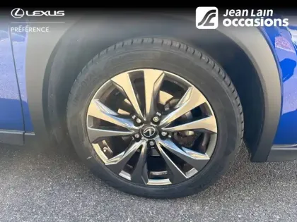 Photo 8 Lexus UX  250h 2WD