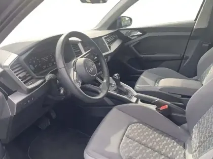 Photo 8 Audi A1 25 TFSI 95 ch S tronic 7 Design