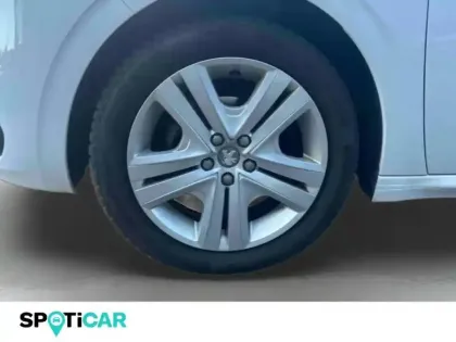 Photo 9 Peugeot 208  1.2 PureTech 82ch Style 5p