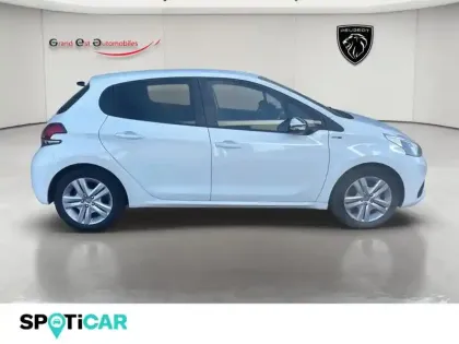 Photo 6 Peugeot 208  1.2 PureTech 82ch Style 5p