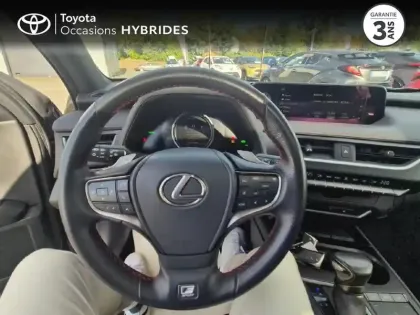 Photo 12 Lexus UX  250h 4WD F SPORT