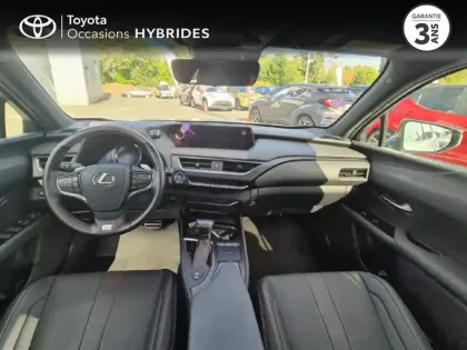 Photo 7 Lexus UX  250h 4WD F SPORT