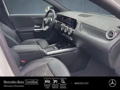 Photo 10 Mercedes GLA  180 d 116ch Business Line 8G-DCT