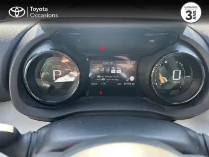 Photo 13 Toyota Yaris  116h Iconic 5p MY22
