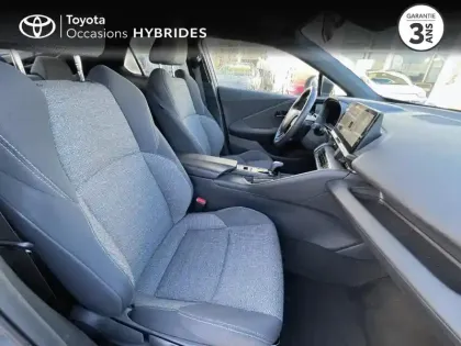 Photo 5 Toyota C-HR  2.0 Hybride Rechargeable 225ch Graphic MY26