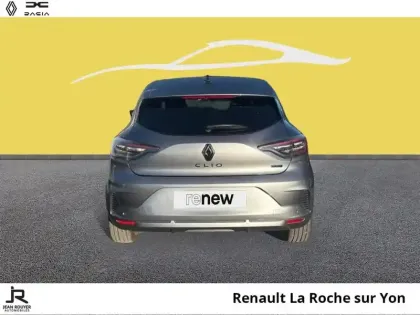 Photo 10 Renault Clio  1.6 E-Tech 145ch full hybrid esprit Alpine - 24