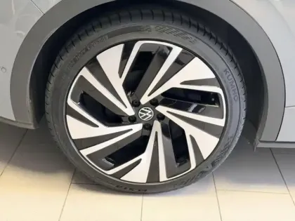 Photo 6 Volkswagen ID.5  204ch Pro Performance 77 kWh