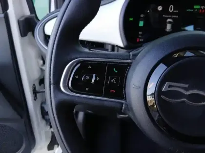 Photo 13 Fiat 500  e 95ch MY23