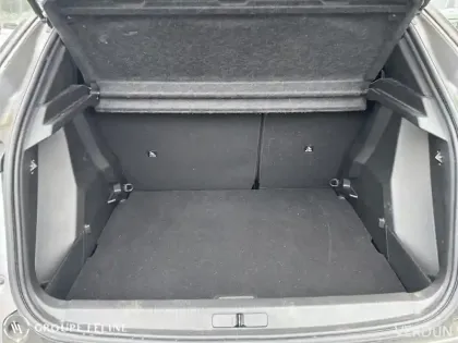 Photo 5 Peugeot 2008  e- 136ch Style