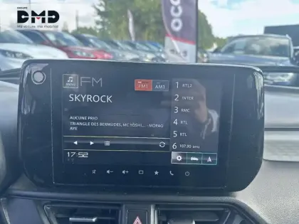 Photo 5 Suzuki Swift  1.2 Hybrid 83ch Pack