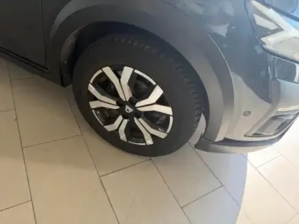Photo 5 Dacia Sandero  1.0 TCe 90ch Stepway Expression