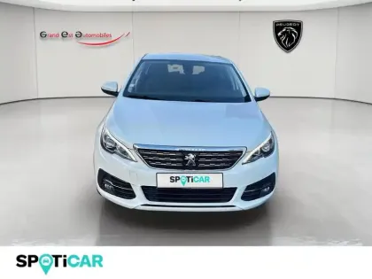 Photo 8 Peugeot 308  1.2 PureTech 110ch E6.3 S&S Allure